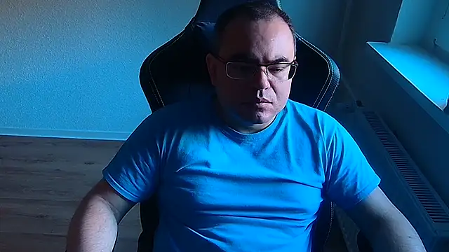 Latexboy893 Webcam-Show