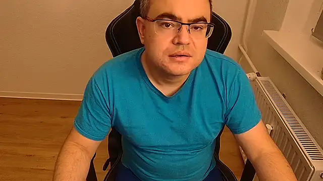 Latexboy893 Webcam-Show