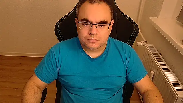 Latexboy893 Pertunjukan Webcam