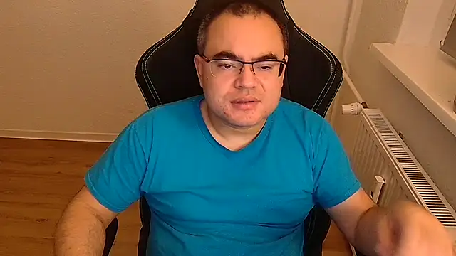 Latexboy893 Шоу с уебкамера