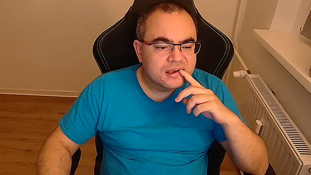 Latexboy893n Webbikameraesitys