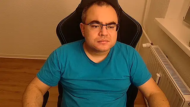 Latexboy893's Webcam Show