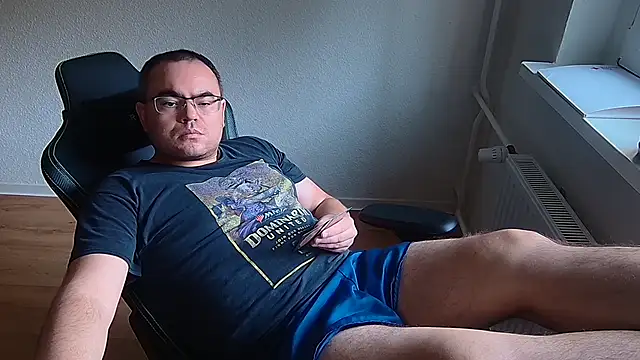 Latexboy893's Webcam Show