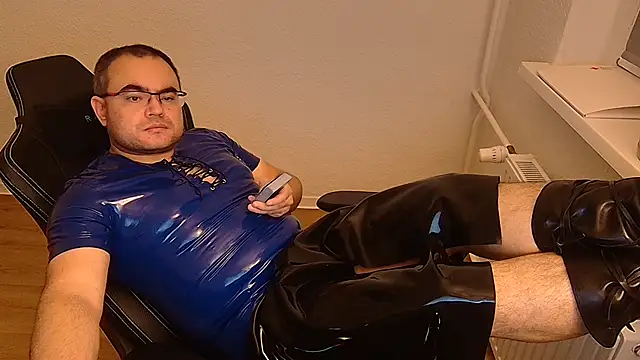Latexboy893's Webcam Show
