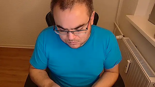 Latexboy893 Webcam Show