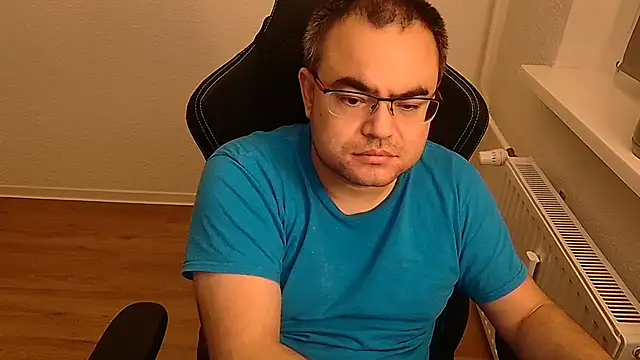 Latexboy893's Webcam Show