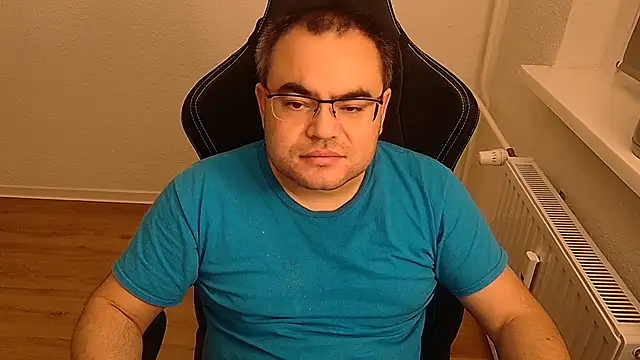 Latexboy893 Webcam-Show