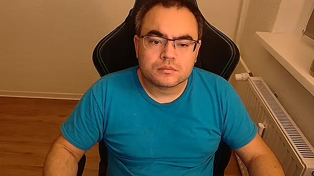 Latexboy893 Webcam-Show