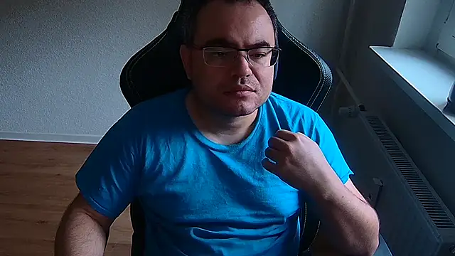 Latexboy893 Webcam-Show
