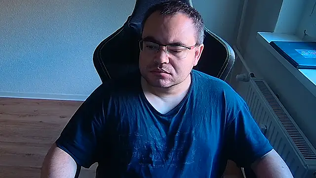 Latexboy893 Pertunjukan Webcam