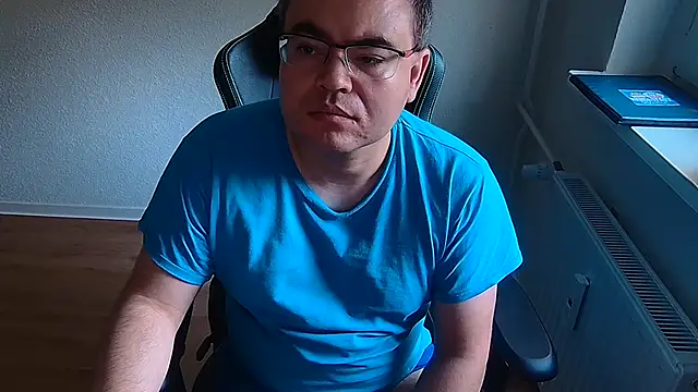Latexboy893 Webcam Show