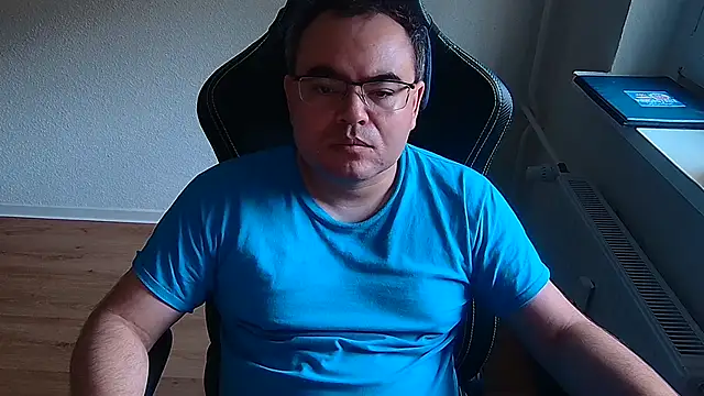 Latexboy893 Webcam-Show