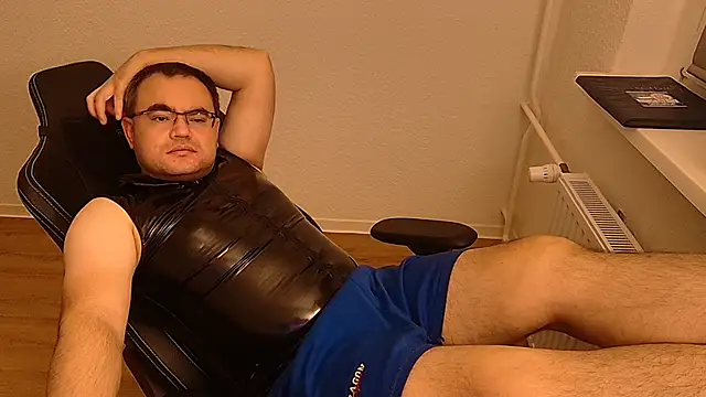 Latexboy893 Webcam-Show