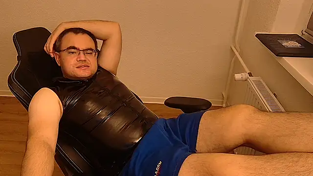 Latexboy893のウェブカメラショー