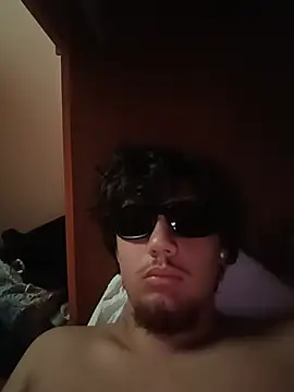 dado9889dado Show in webcam