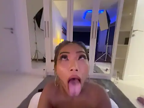 Diamond_Thai 网络视讯表演
