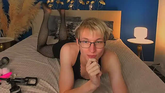 ADRIAN_LUKS' Webcam Show