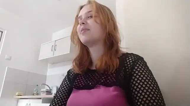 Show modela RedieChloe na web-kameri