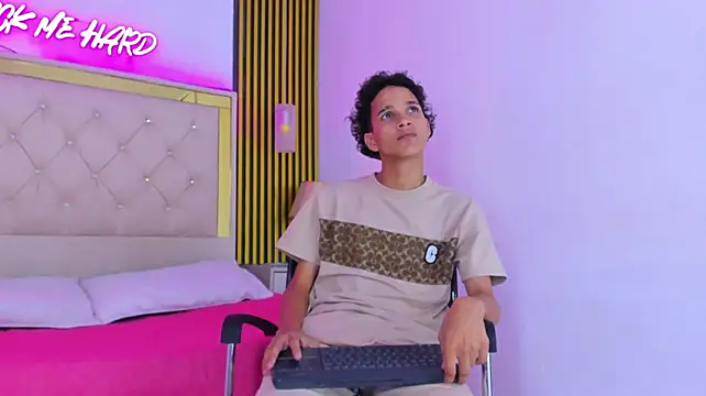 JustinSecret Webcam show