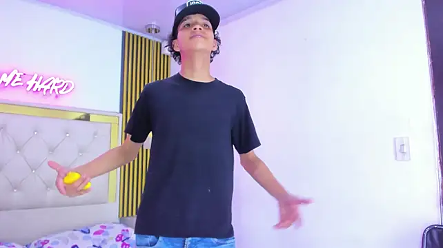 JustinSecretのウェブカメラショー