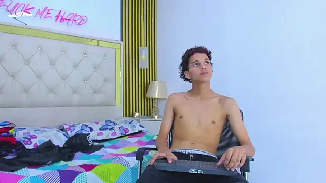 Show de JustinSecret na webcam