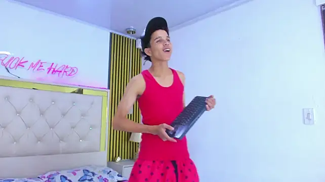 JustinSecretn Webbikameraesitys
