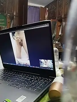 Amirkhalifa Webcam show