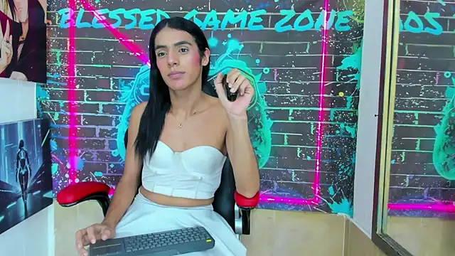 Show modela valentina_moonn na web-kameri