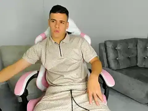 Webkamerová show ronal_18_sexy