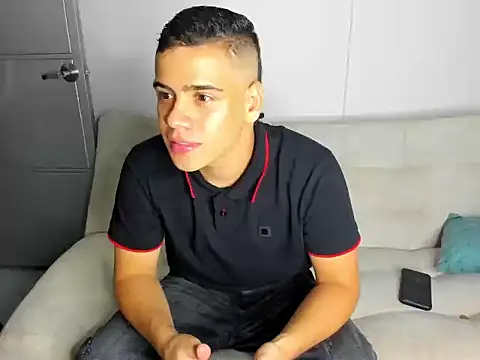 ronal_18_sexy Webcam show