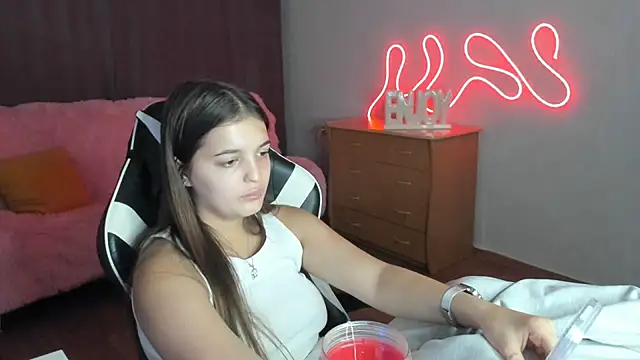 Chat +18 de ChicGirl ao vivo