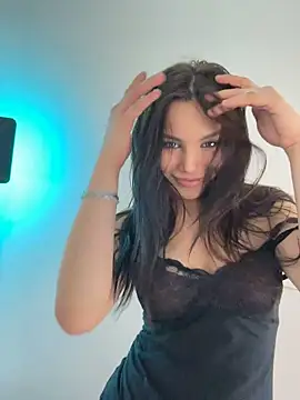 دردشة BiancaKennedy الجنسية المباشرة