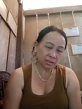 tweranal10's Live Chat Room