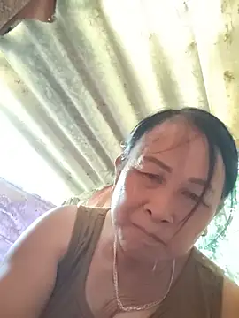 tweranal10 Show Webcam