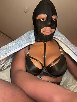 MlleDiorr's Webcam Show