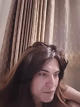 CrazyOtaliya Show in webcam