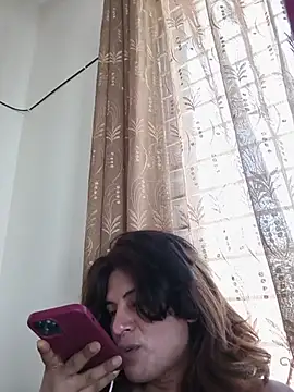 CrazyOtaliyan Webbikameraesitys