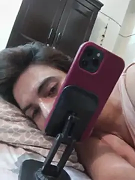 CrazyOtaliyan Webbikameraesitys