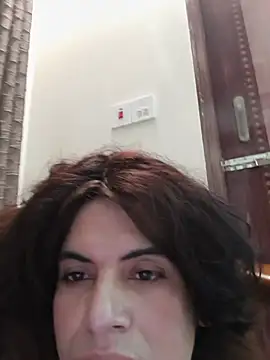 CrazyOtaliya Show in webcam