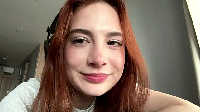 ConstanceMayo Show in webcam