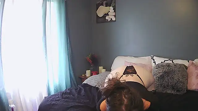VioletPearls' Webcam Show