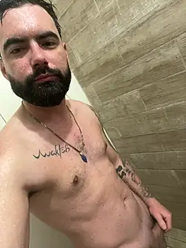 Show modela BrJowJow na web-kameri