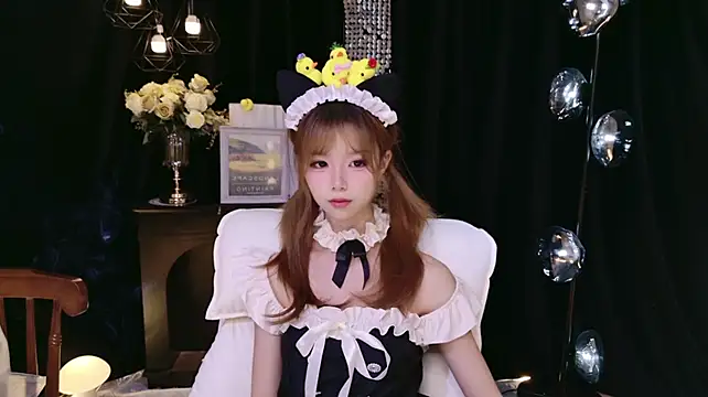 Nuo-Nuo-111 Webcam show