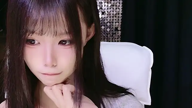 Nuo-Nuo-111 Show Webcam