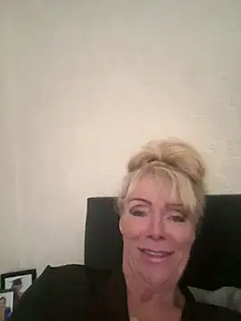 dolly-daydream-xx's Webcam Show