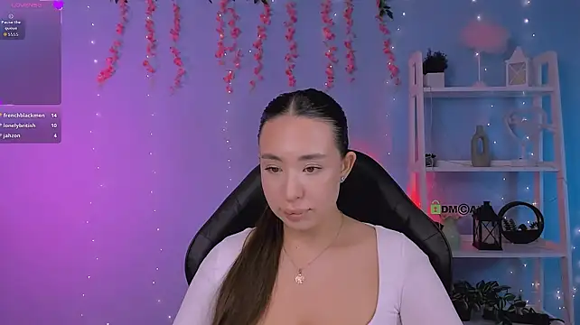 dominika_glow Adlı Modelin Canlı XXX Sohbeti