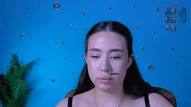 dominika_glow 即時 XXX 聊天