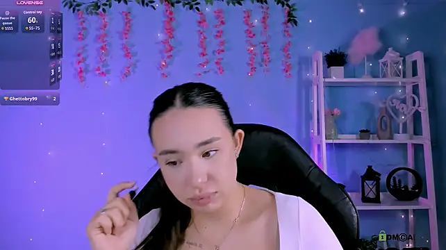 Chat +18 de dominika_glow ao vivo