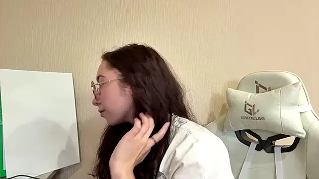 Pertunjukan Kamera Web KarryRosamond