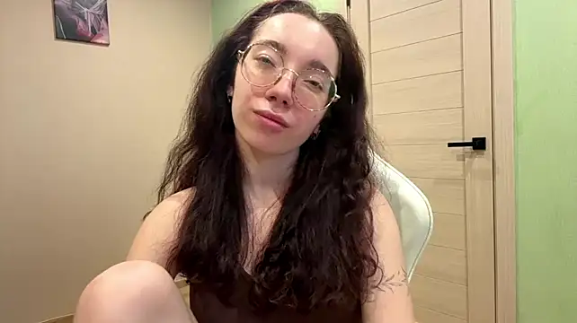Chat +18 de KarryRosamond ao vivo